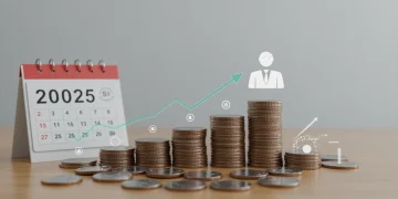 Financial growth chart with 2025 calendar and retirement savings symbols
